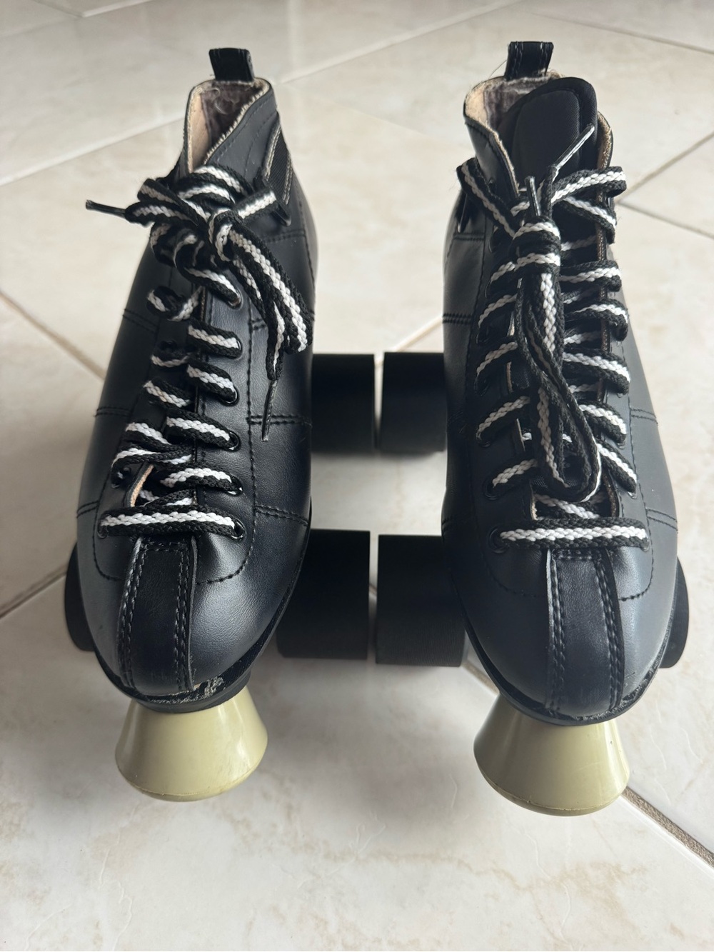 Cobra Roller Derby Skates
